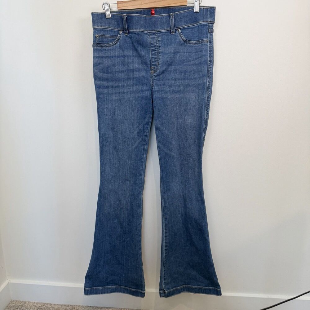 Spanx Denim Jeans Womens Large Blue Flare Pull-on Stretch Boho Hippie Slimming